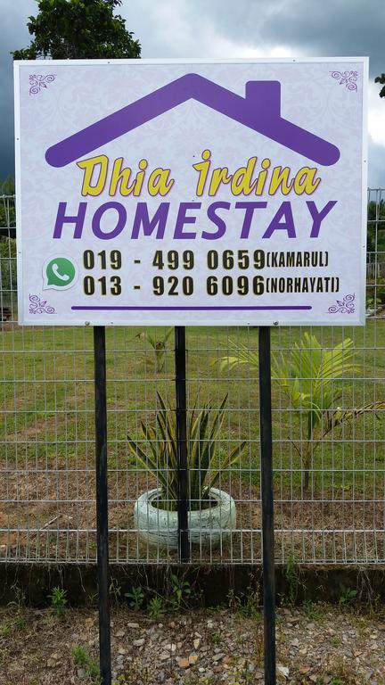 Dhia Irdina Homestay Paya Rewak Екстер'єр фото