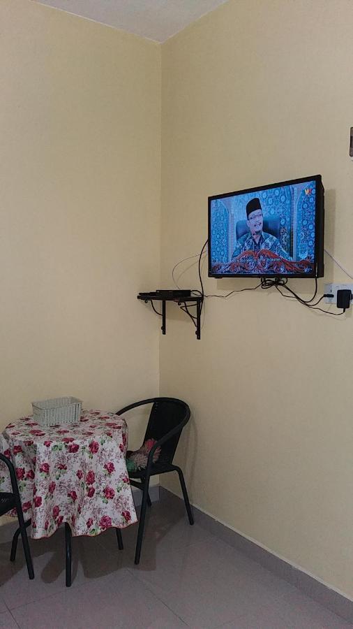 Dhia Irdina Homestay Paya Rewak Екстер'єр фото